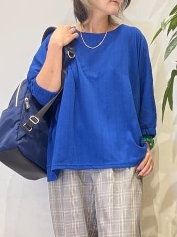 misakiさんの「SHOO･LA･RUE｜【洗濯機可/S-LL】すっきり上品きれい見え タックワイドパンツ」を使ったコーディネート