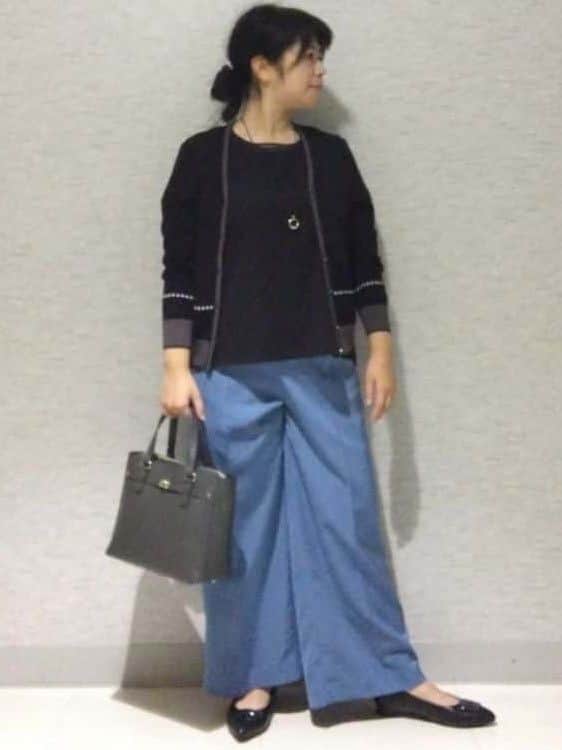 sakoさんの「Reflect｜【WEB先行カラーあり／手洗い可／アンサンブル可】バイカラーカーディガン」を使ったコーディネート
