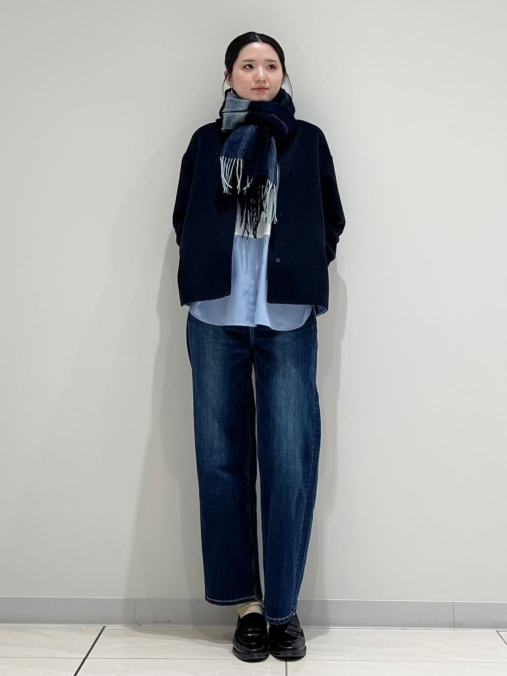 T.Kさんの「INDIVI｜【コットン】シャツ切り替えカットソー」を使ったコーディネート