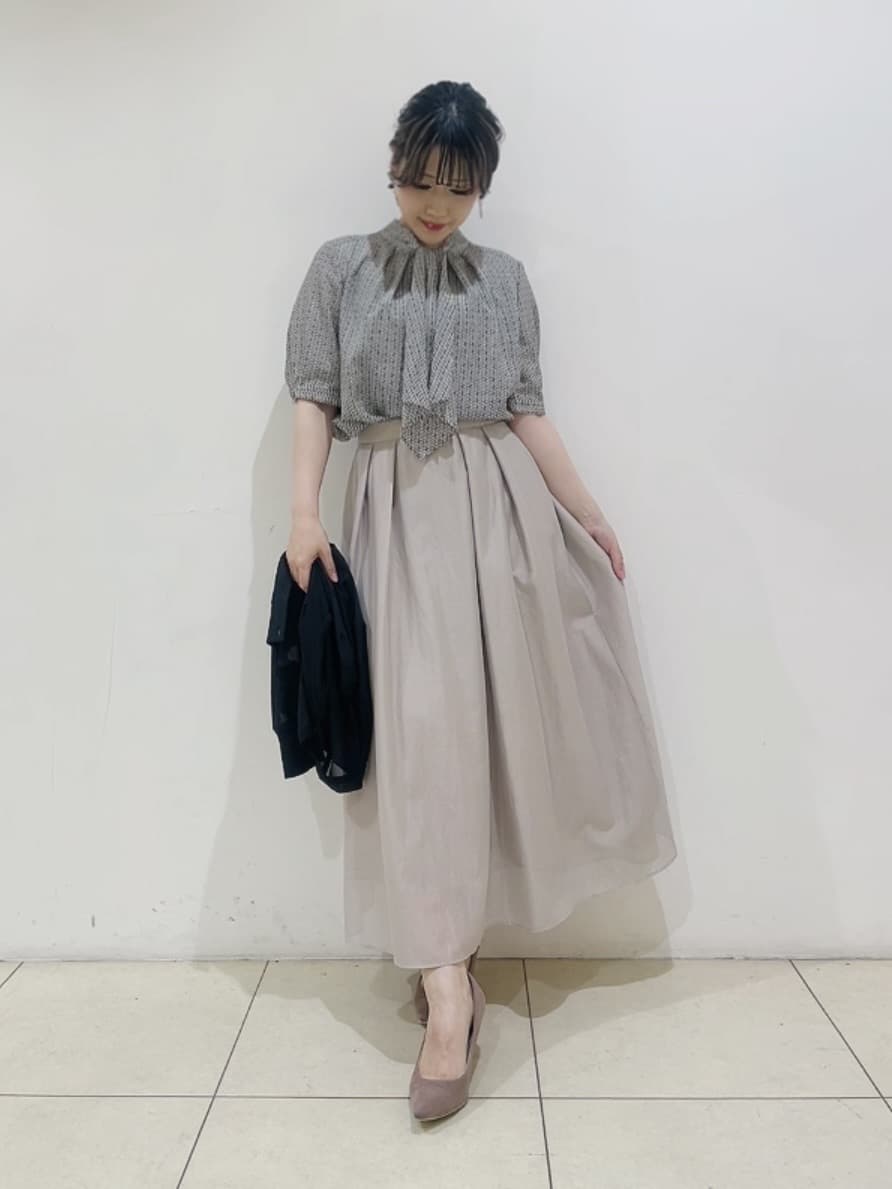 watanabeさんの「UNTITLED｜【通勤/オフィス】ジオメ柄ボウタイブラウス」を使ったコーディネート