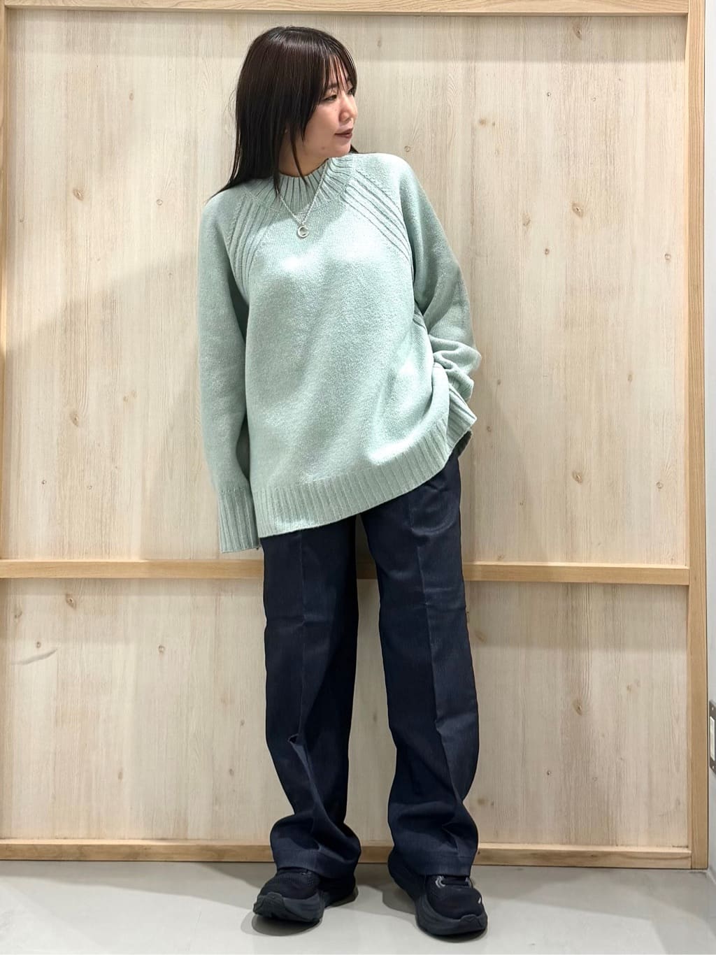 nanaさんの「THE SHOP TK｜ふんわり柔らかきれい色 ウール混ハイネックニット」を使ったコーディネート