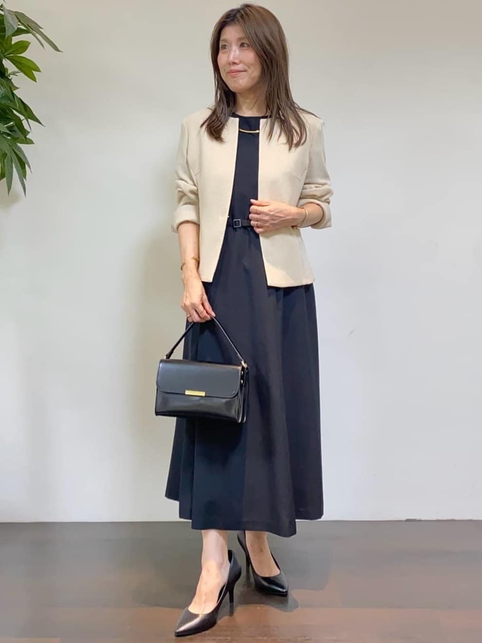 tomoさんの「UNTITLED｜【短丈/日本製】カラミ風メッシュ ノーカラージャケット」を使ったコーディネート