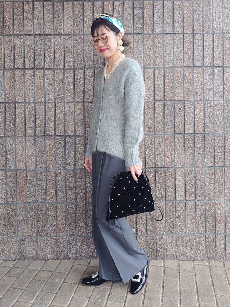 MUTSUKOさんの「UNTITLED｜【ゆったり】アルパカ混シャギー カーディガン」を使ったコーディネート