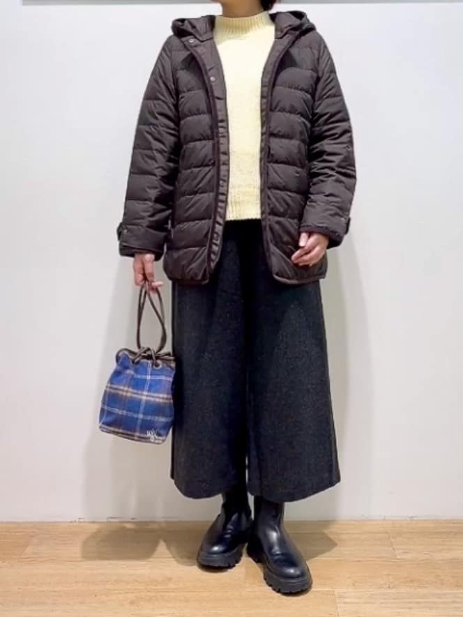 Hamaさんの「Dessin｜【撥水・2WAY】ミュラーダウンコートミドル丈」を使ったコーディネート