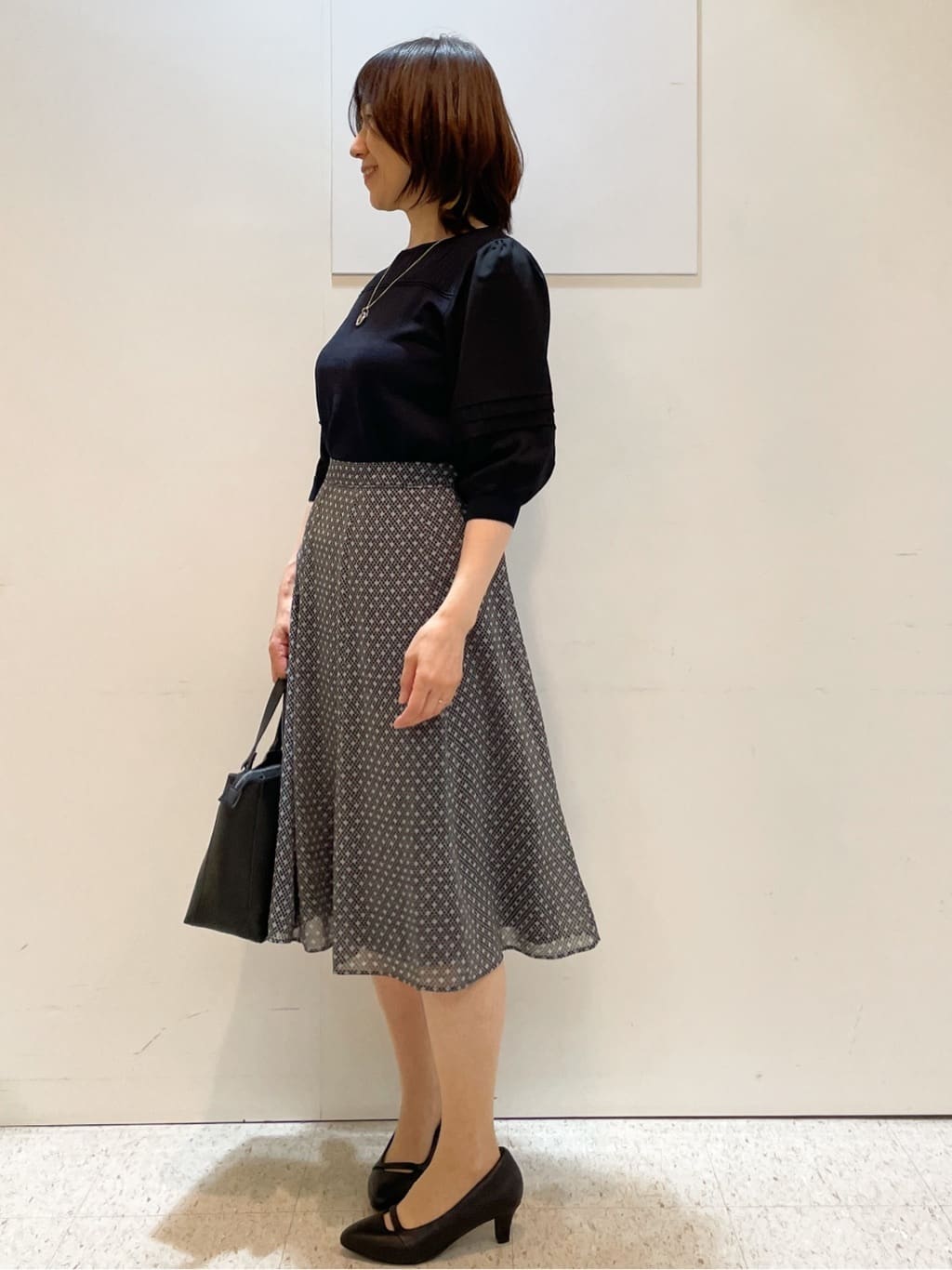めいさんの「Reflect｜【マシンウォッシュ可／セットアップ可】コツキ柄プリントフレアスカート」を使ったコーディネート