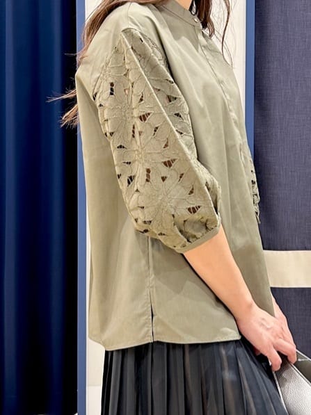 Orikaさんの「grove｜【洗える】ひらりとゆれる　上品プリーツスカート」を使ったコーディネート