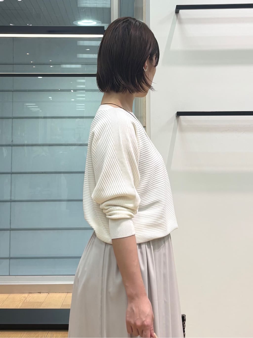 asamiさんの「INDIVI｜【洗える／体型カバー】美シルエットニット」を使ったコーディネート