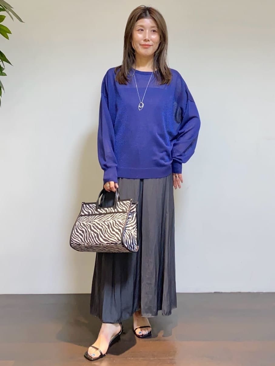 tomoさんの「UNTITLED｜【前後2WAY/アンサンブル可/ゆったり】シアーカーディガン」を使ったコーディネート