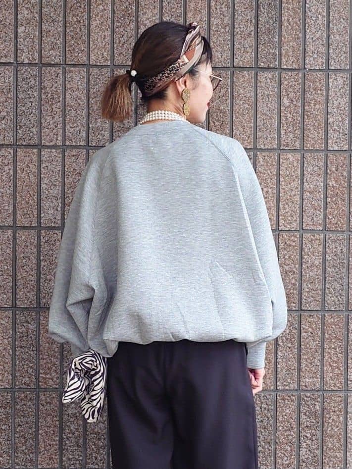 MUTSUKOさんの「UNTITLED｜【upper hights】THE BROOKE 3D プルオーバーカットソー」を使ったコーディネート