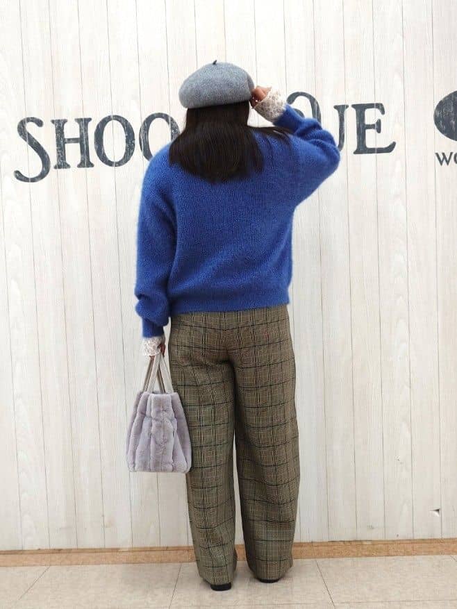 とろろさんの「SHOO･LA･RUE｜【S-LL】上品なレースハイネックトップス」を使ったコーディネート