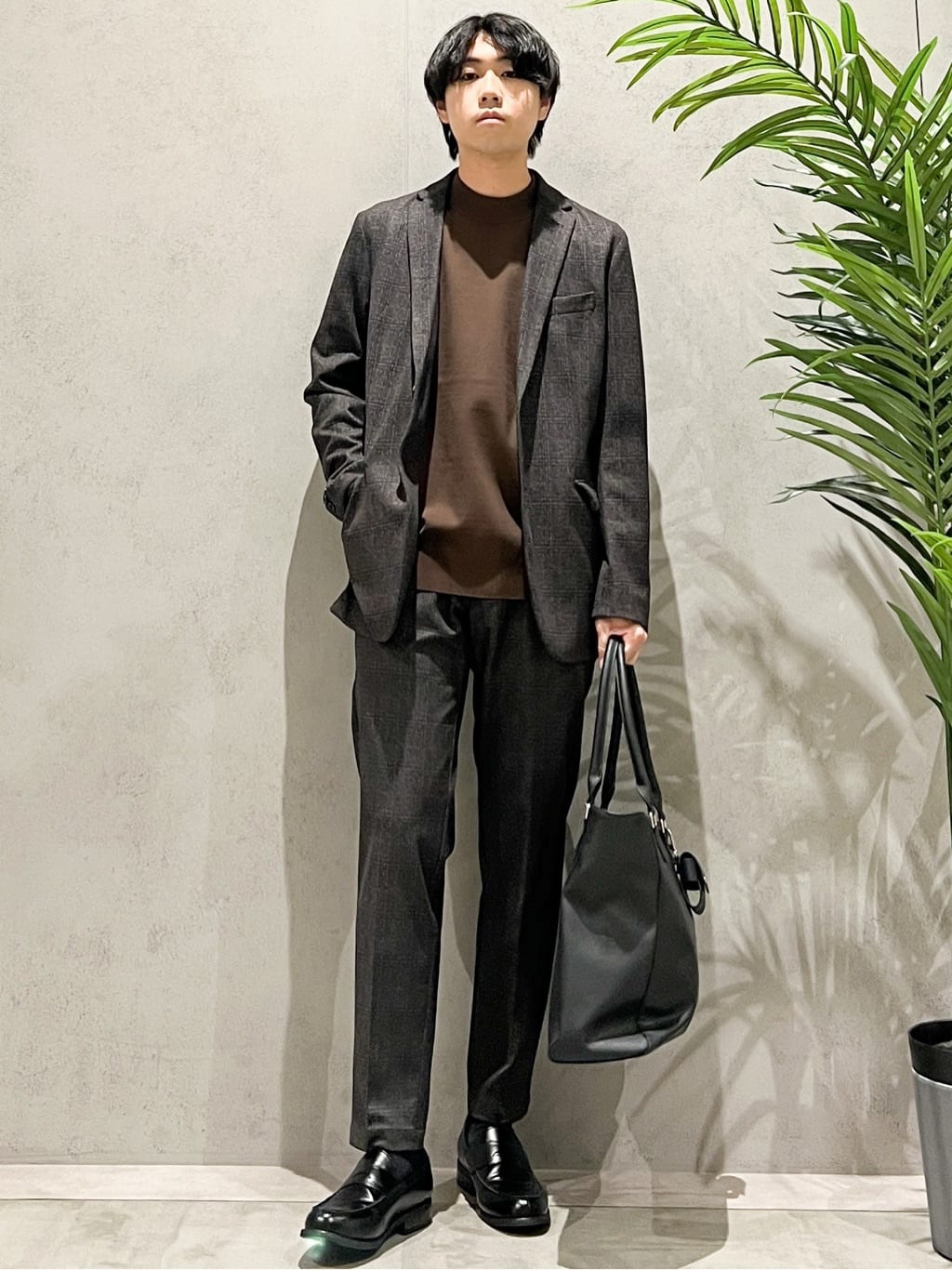 SHI-MAさんの「THE SHOP TK｜起毛TRジャージジャケット 【洗濯機OK／ストレッチ／セットアップ可】」を使ったコーディネート