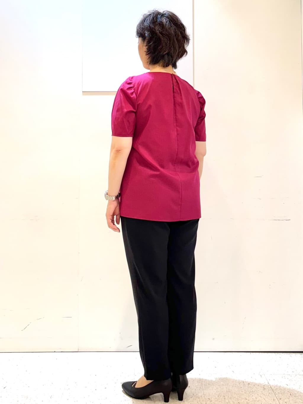 ヤスコさんの「Reflect｜【すっきり見え！長め丈】ピンタックデザインチュニックブラウス」を使ったコーディネート