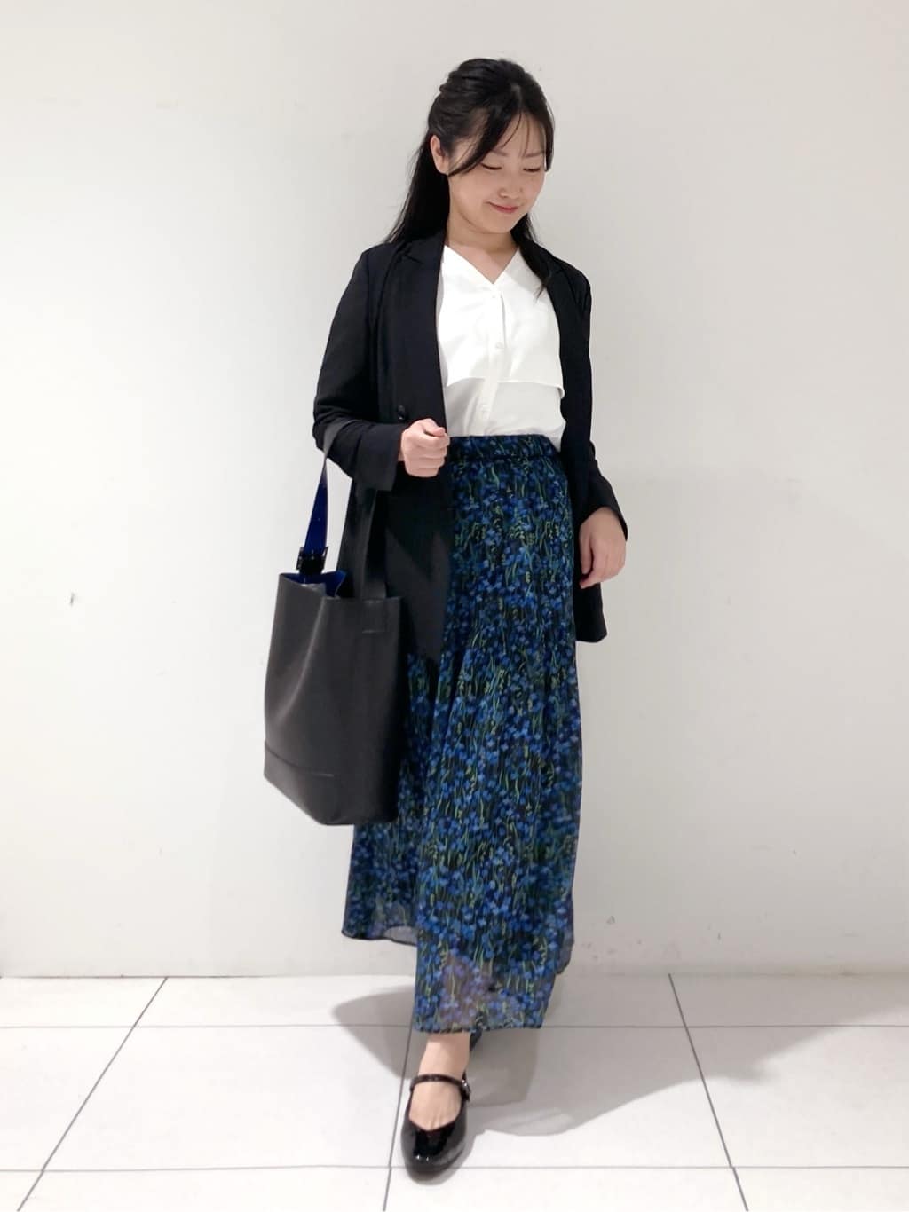 momokoさんの「INDIVI｜【軽く羽織れる！】ダブルジャケット」を使ったコーディネート