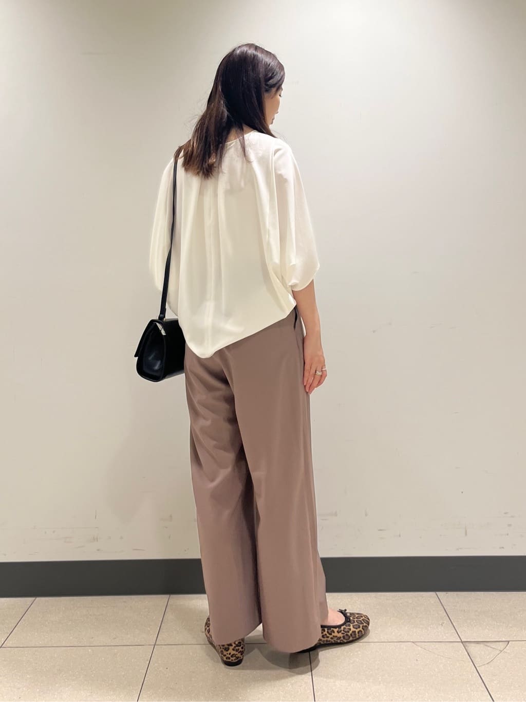 shokoさんの「INDIVI｜【洗える／セットアップ可能】ラッセルチュニック」を使ったコーディネート