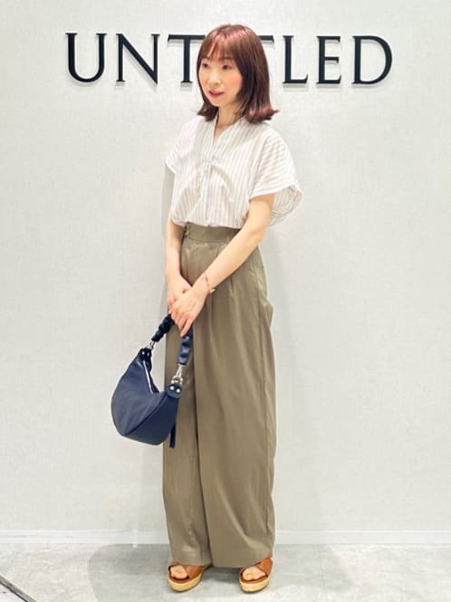 Miwaさんの「UNTITLED｜【洗える/スキッパー】フレンチスリーブシアーブラウス」を使ったコーディネート