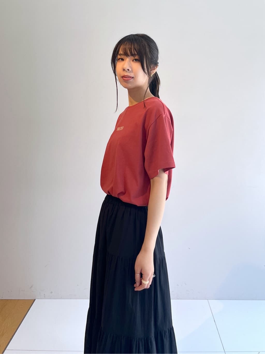 cotaniさんの「SHOO･LA･RUE｜【S-LL/ひんやり/UV】選べる6柄でそれぞれ欲しくなる プリントTシャツ」を使ったコーディネート