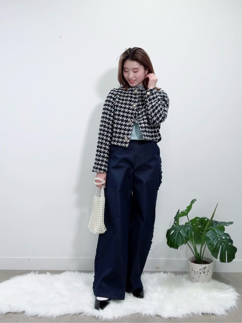 Suma Una本部スタッフさんの「SunaUna｜【COLLECTION LINE】フリルデニム」を使ったコーディネート