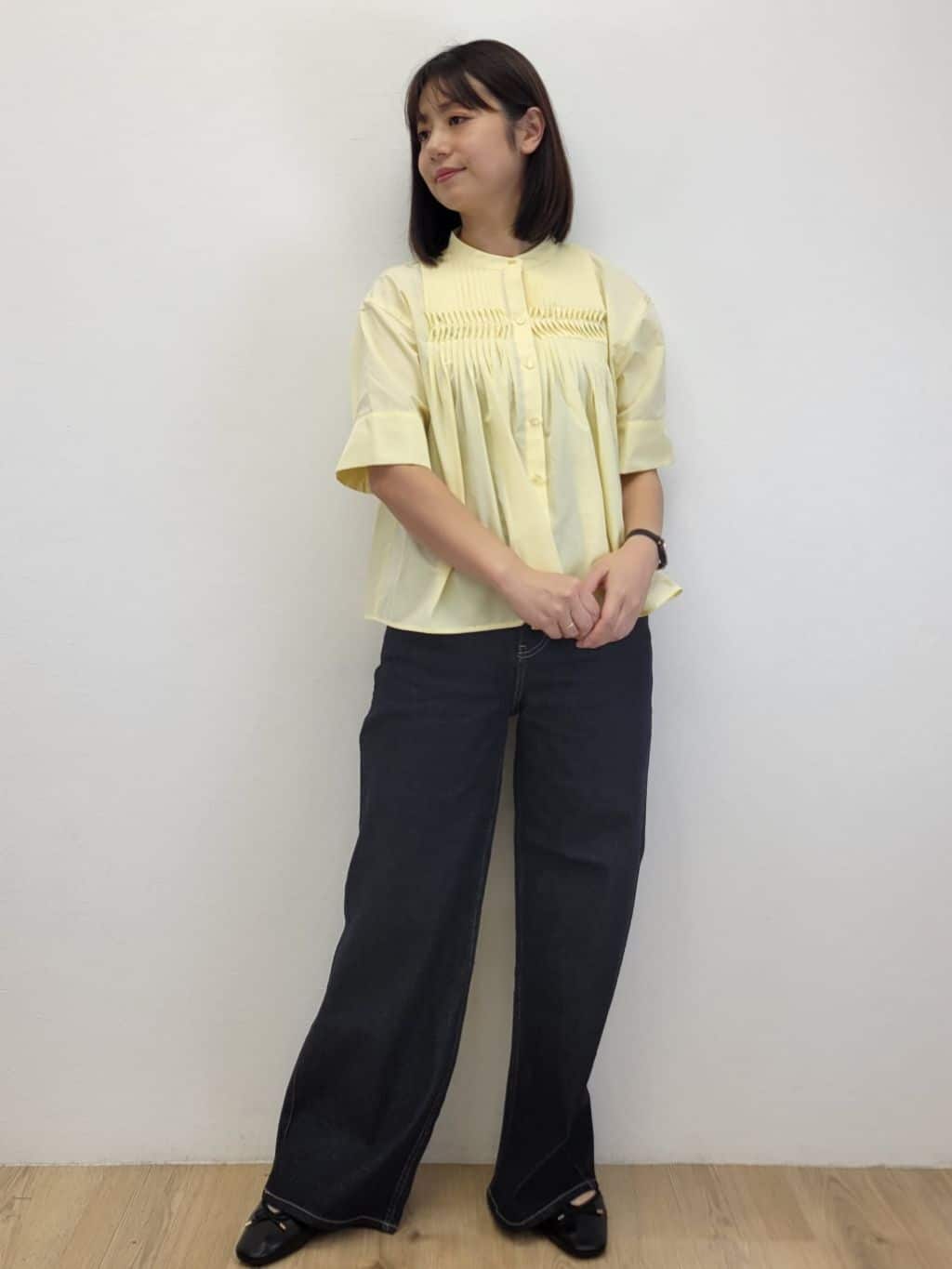 LISAさんの「OPAQUE.CLIP｜ピンタックフレアシャツ【洗濯機洗い可】」を使ったコーディネート