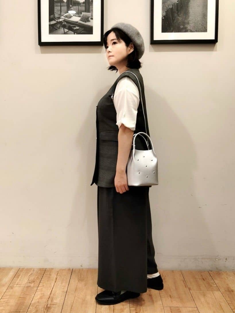 SHOOLARUEさんの「SHOO･LA･RUE｜【S-LL/セットアップ可/洗濯後しわになりにくい】ダブルベスト」を使ったコーディネート