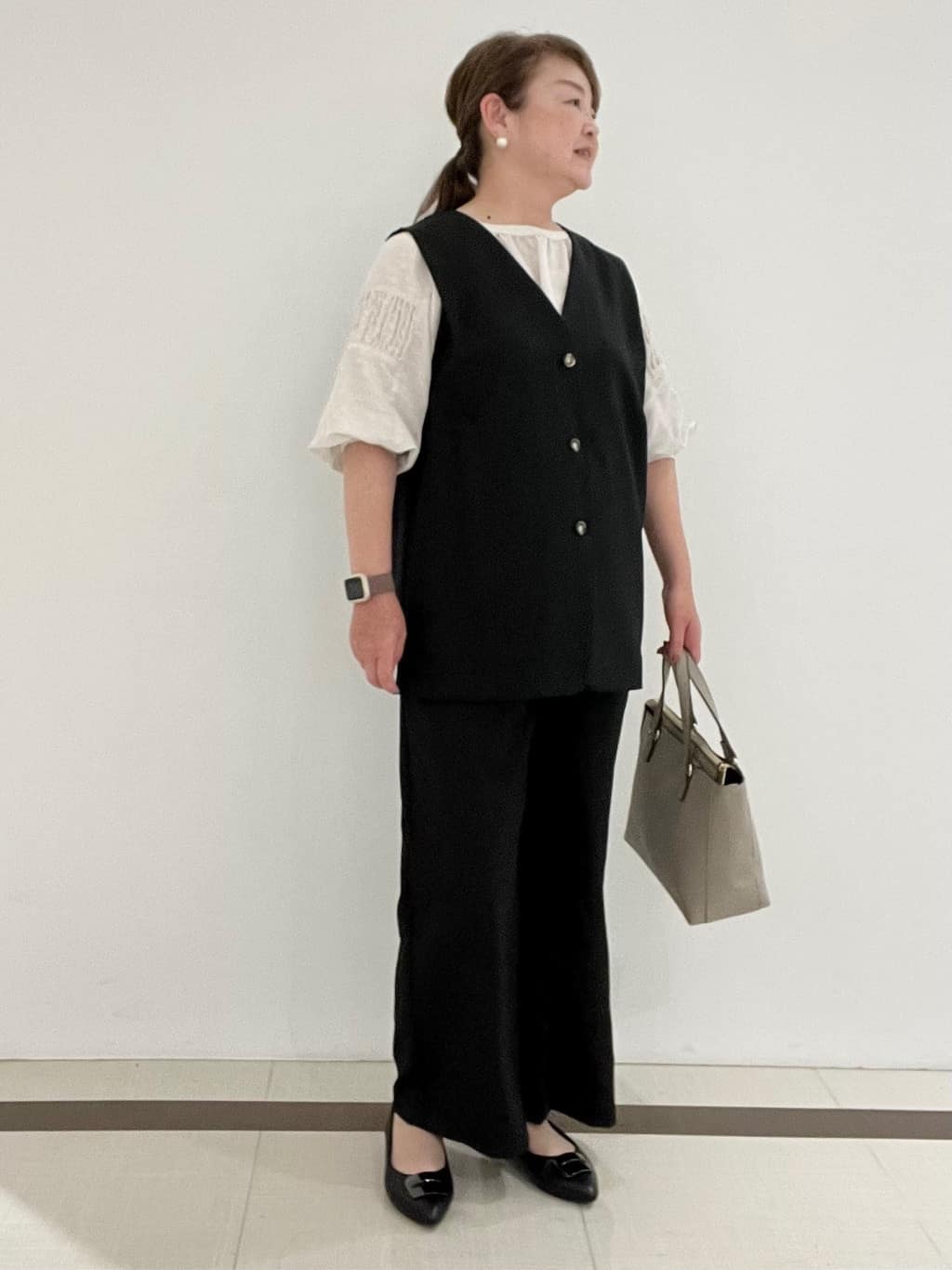 Hiroさんの「Reflect｜【ウエスト総ゴム／セットアップ／単品使いOK◎】ベスト＋ストレートパンツセット」を使ったコーディネート