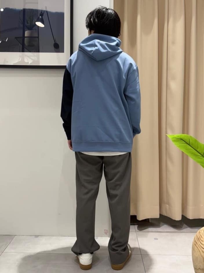 はさんの「THE SHOP TK｜【一枚で着映える】ポンチブロッキングパーカ 洗濯機OK」を使ったコーディネート