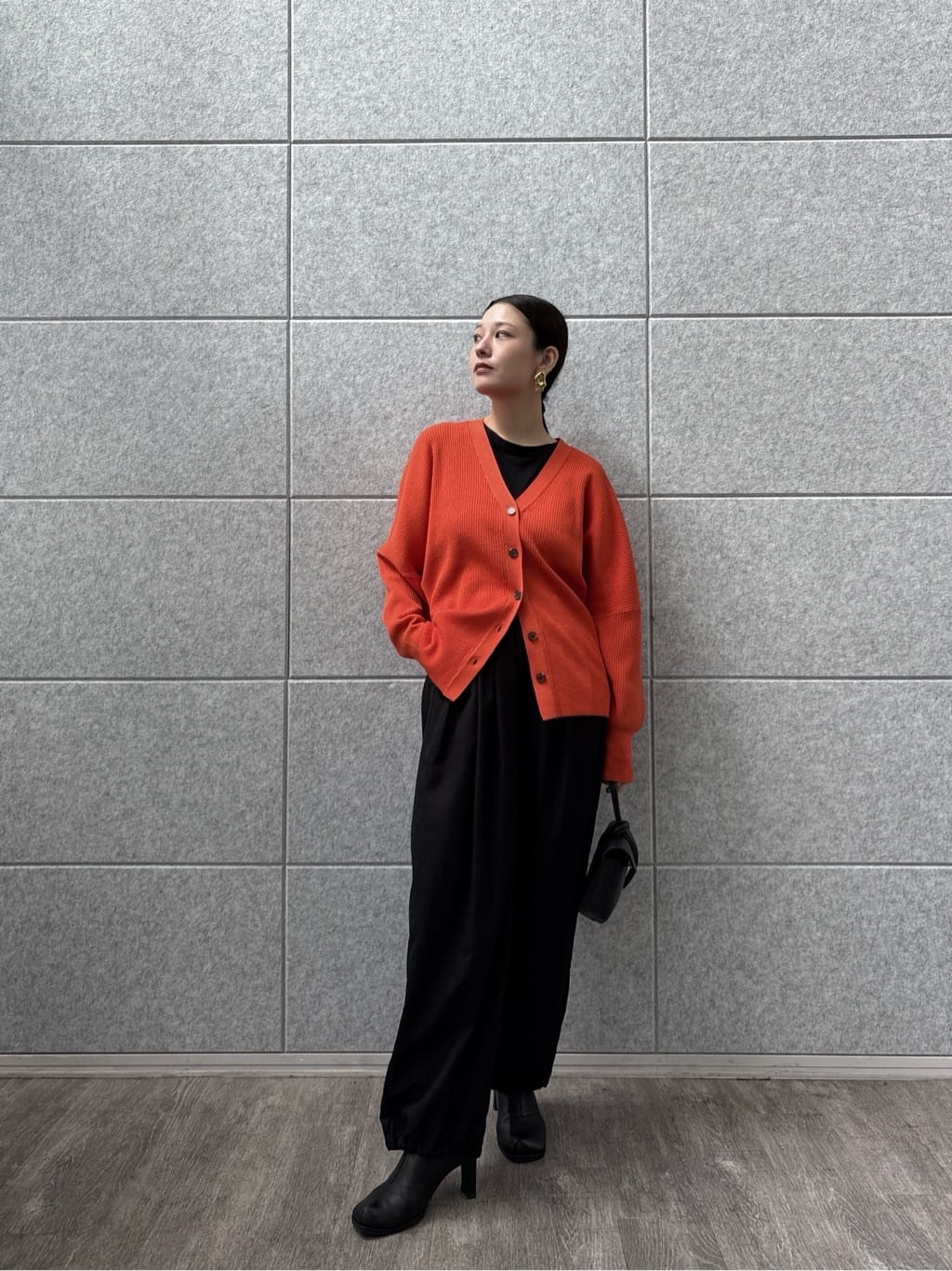 ayanoさんの「INDIVI｜シグネチャーシアーロンT」を使ったコーディネート