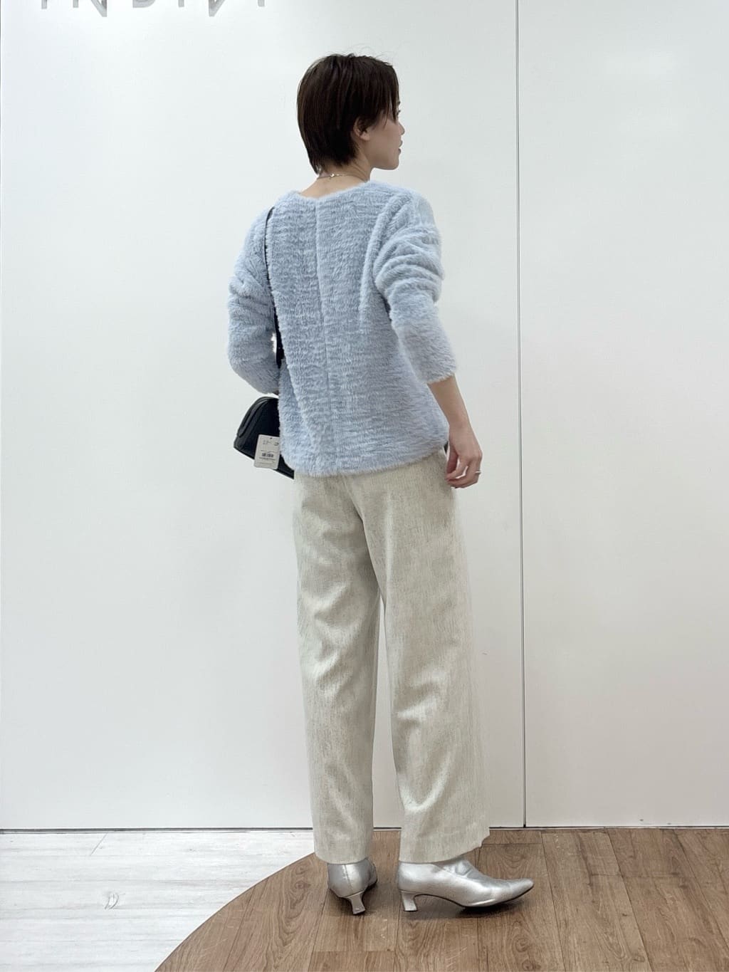 kanaeさんの「INDIVI｜【褒められパンツ／ウール混】ウォームウール ワイドパンツ」を使ったコーディネート