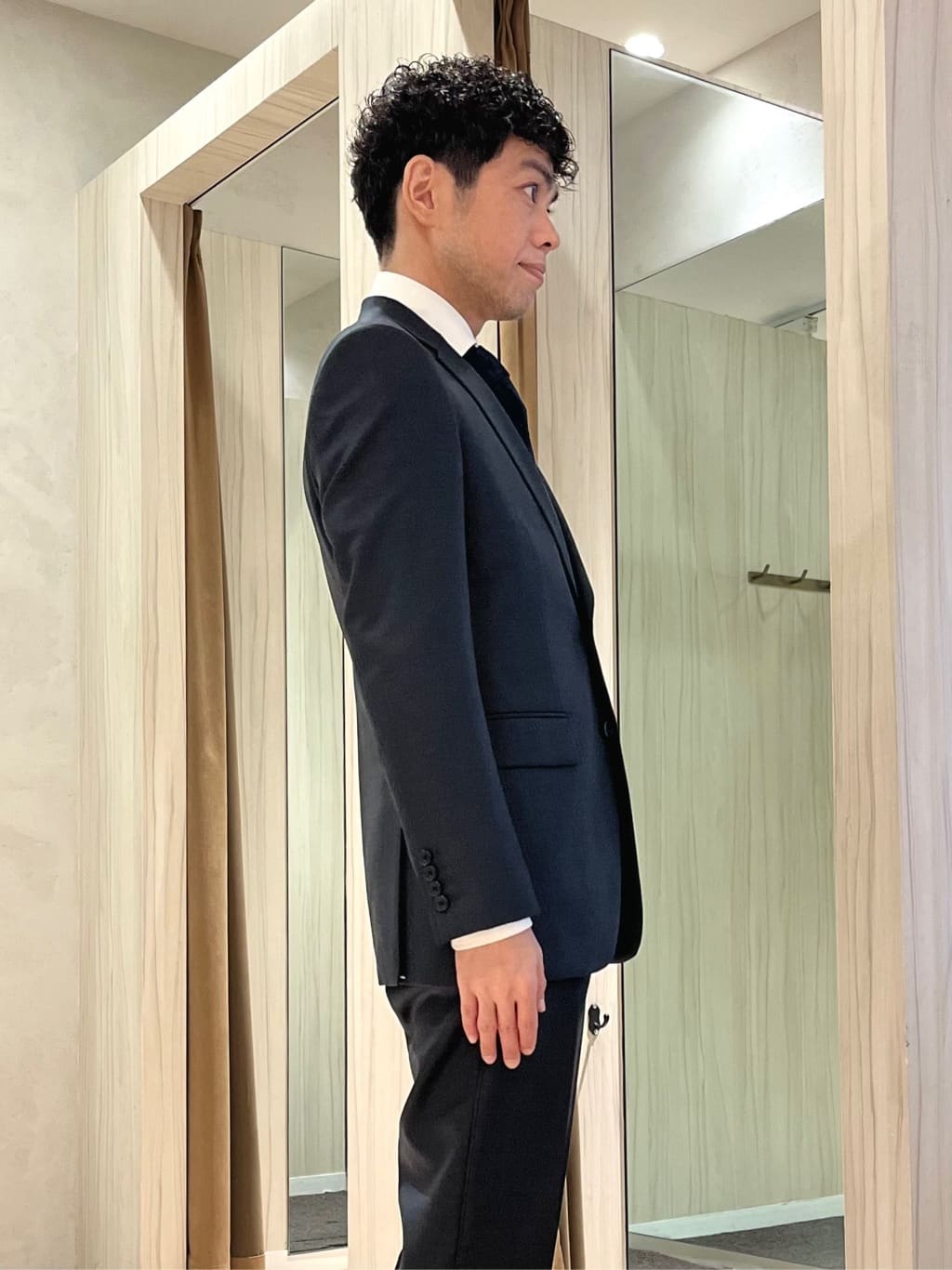 URAさんの「TAKEO KIKUCHI｜【ウールカシミヤブレンド】ビーバー調 スタンドカラー コート」を使ったコーディネート