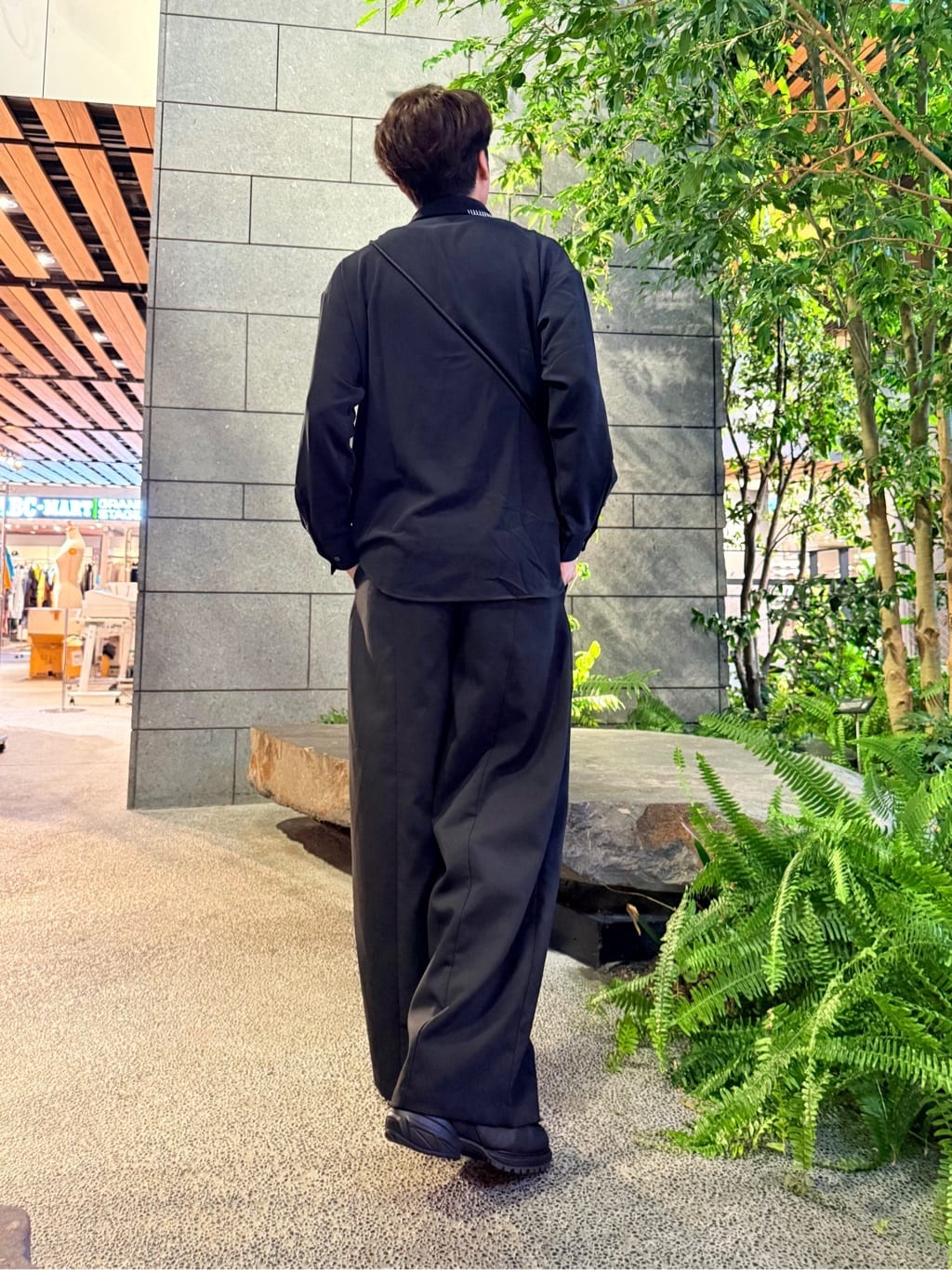 HARUさんの「tk.TAKEO KIKUCHI｜なめらかスエードタッチステッチシャツ」を使ったコーディネート