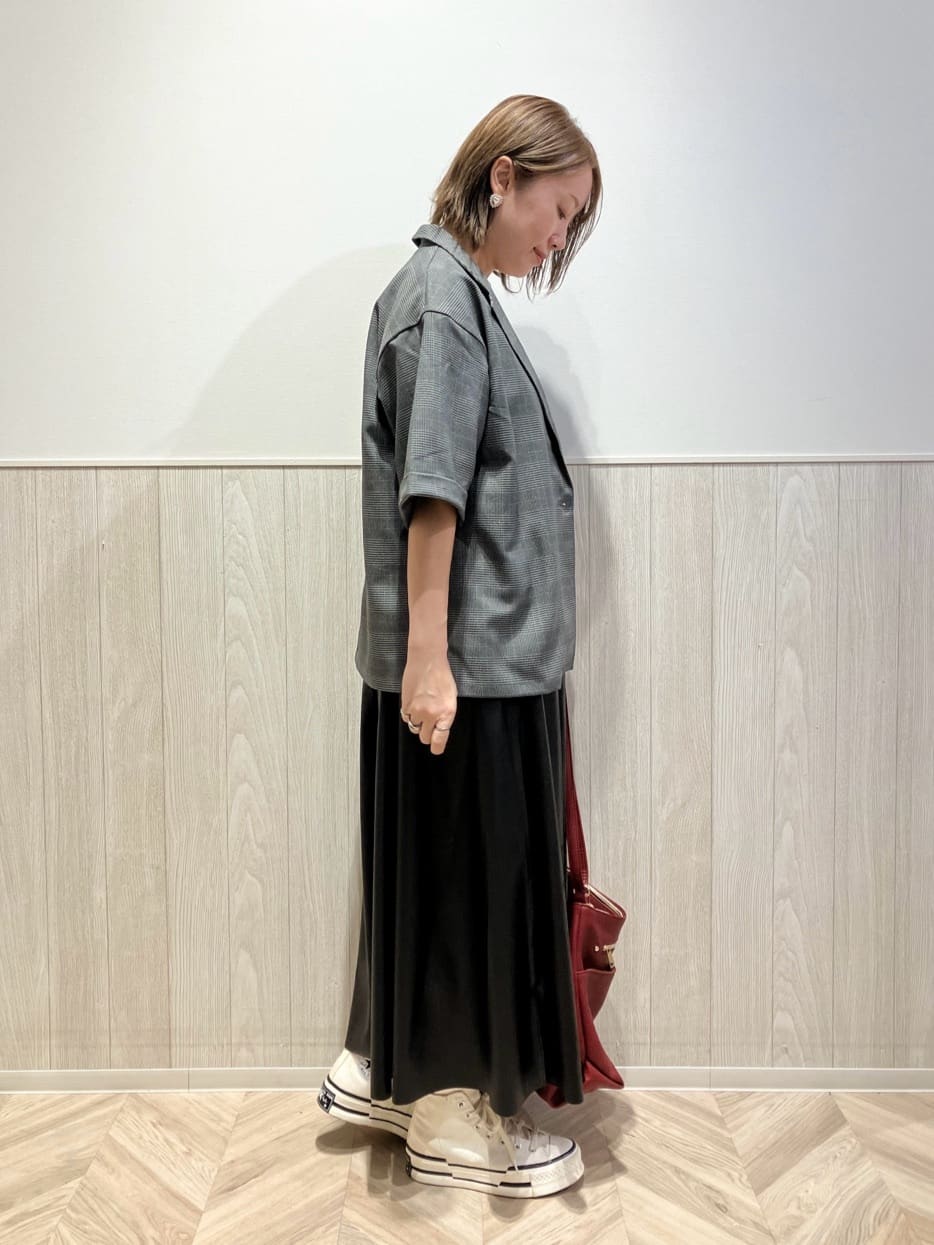 shokoさんの「SHOO･LA･RUE｜【セットアップ可/洗濯後しわになりにくい】5分袖テーラードジャケット」を使ったコーディネート
