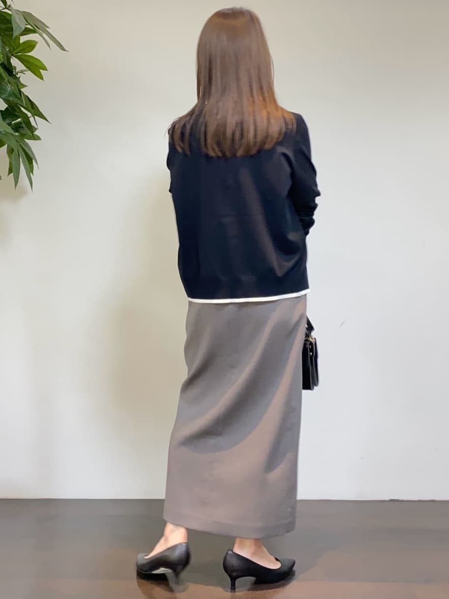 tomoさんの「UNTITLED｜【アンサンブル可/薄手】ベーシッククルーネックカーディガン」を使ったコーディネート