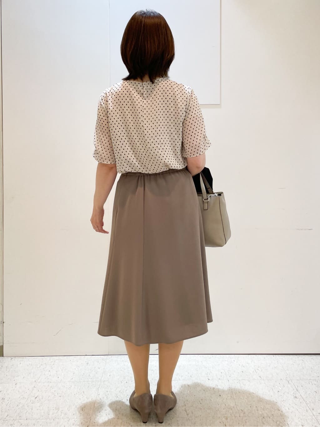 めいさんの「Reflect｜【マシンウォッシュ可／セットアップ可】コツキ柄プリントブラウス」を使ったコーディネート