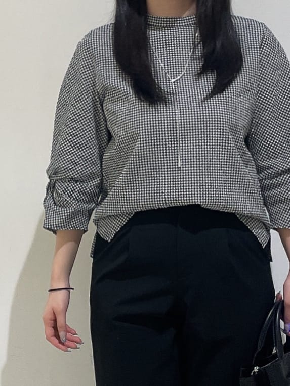 emikaさんの「INDIVI｜【褒められパンツ】ワンタックワイドパンツ」を使ったコーディネート