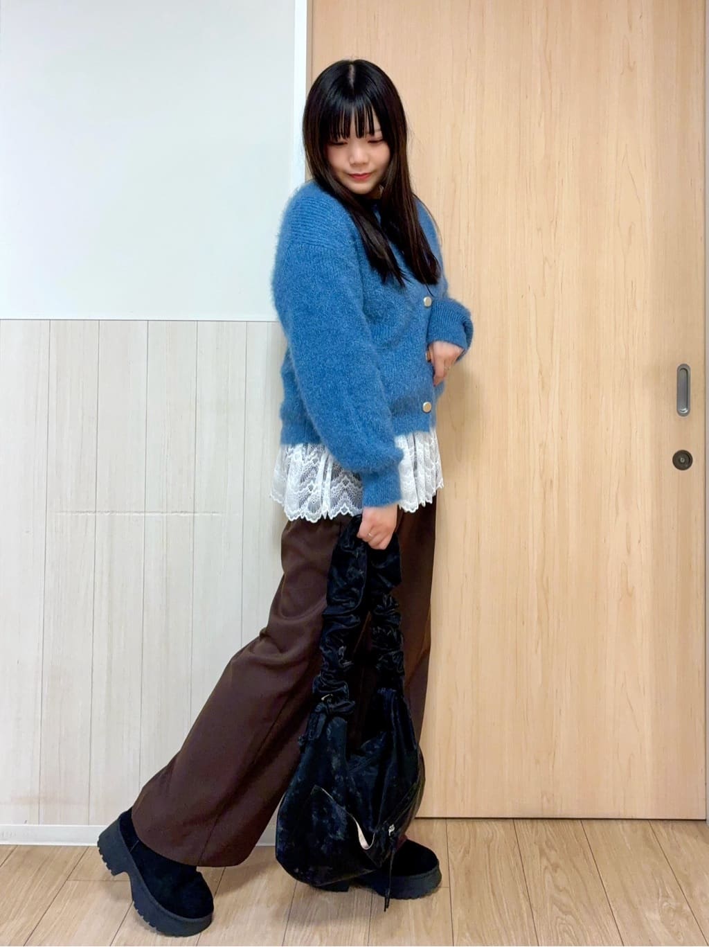 nanaseさんの「SHOO･LA･RUE｜裾フリルレイヤードトップス」を使ったコーディネート