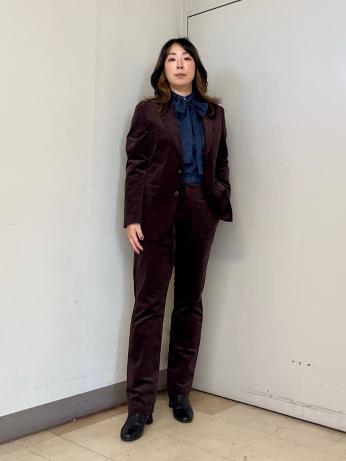 iwさんの「TAKEO KIKUCHI｜【Sサイズ～】ストレッチコーデュロイ ジャケット」を使ったコーディネート