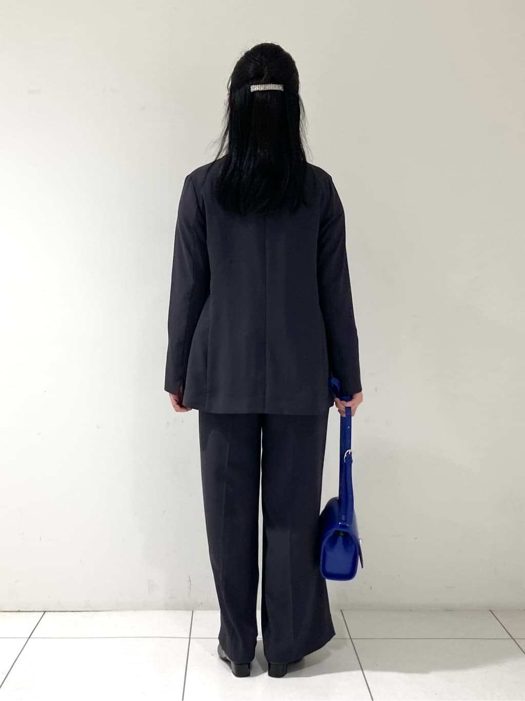 momokoさんの「INDIVI｜【軽く羽織れる！】ダブルジャケット」を使ったコーディネート
