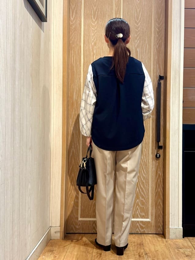 KAORIさんの「SHOO･LA･RUE｜【高レビュー/S-LL】1枚で決まる お袖チェック 異素材使いトップス」を使ったコーディネート