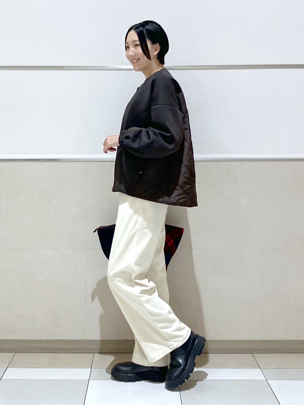 eriko さんの「Dessin｜ダンボールジップブルゾン」を使ったコーディネート