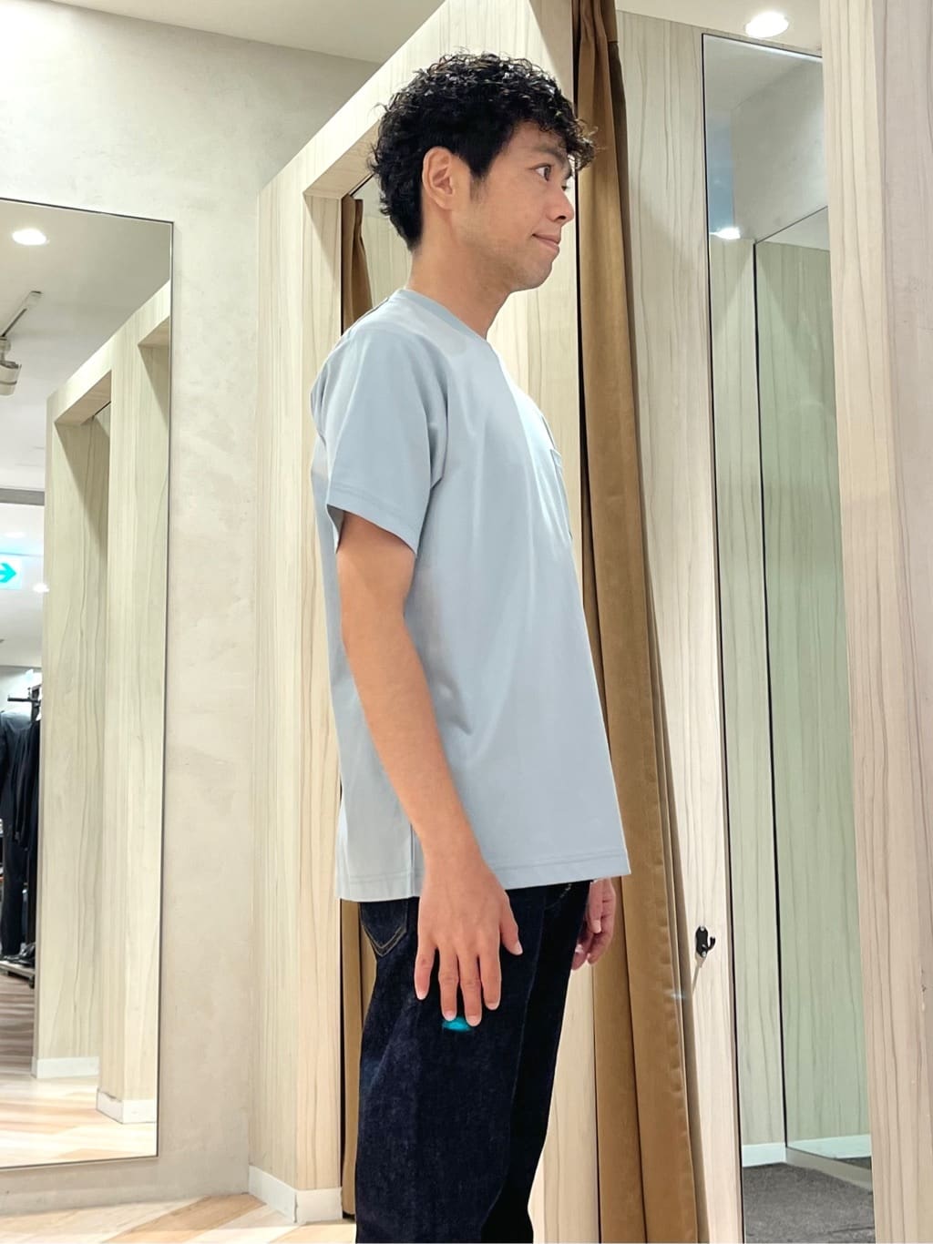 URAさんの「TAKEO KIKUCHI｜【COOL CITY WEAR】ストライプジャージ ボタンダウンシャツ /接触冷感」を使ったコーディネート