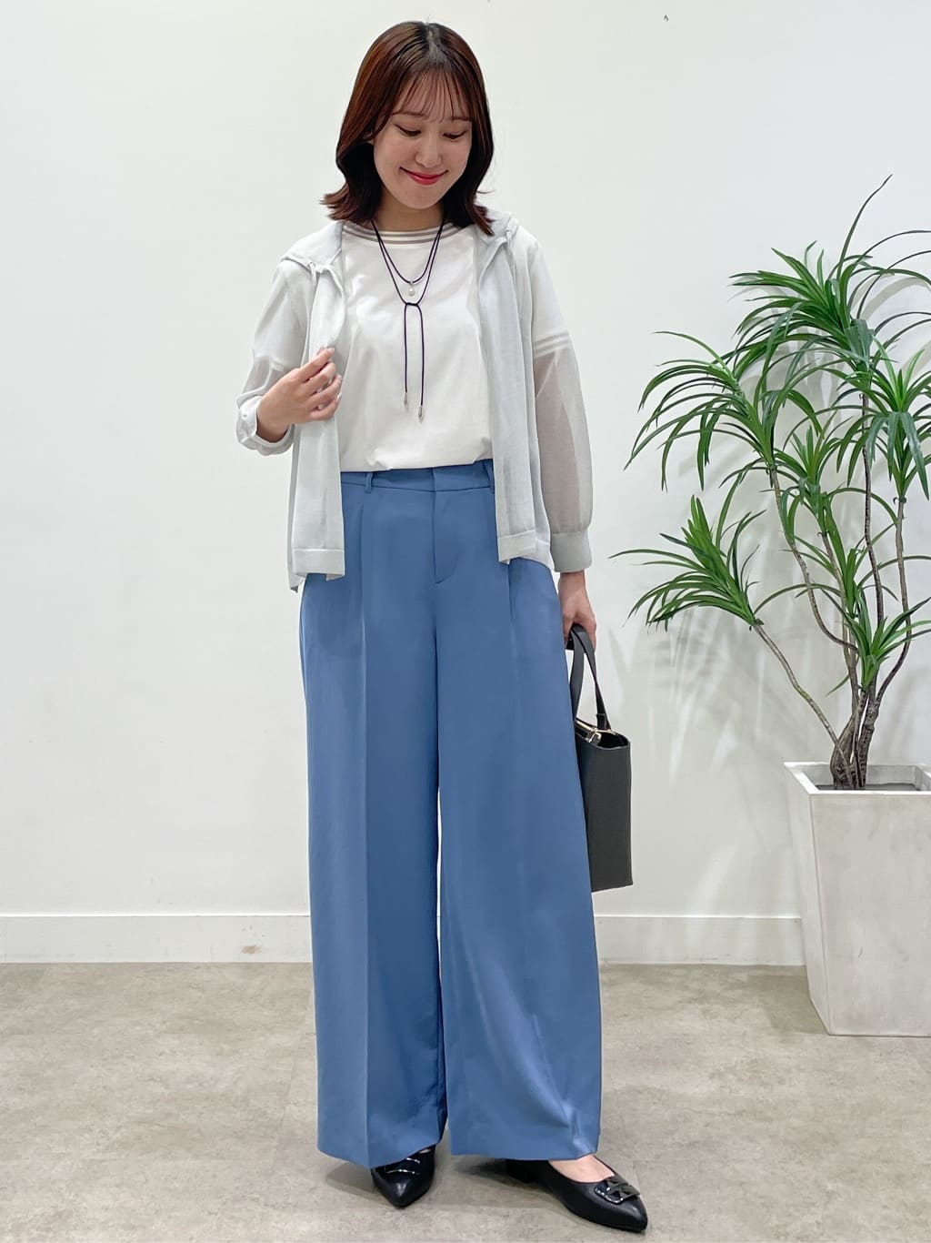 yukariさんの「Reflect｜【インナーにおすすめ◎】シアーネックデザインプルオーバー」を使ったコーディネート