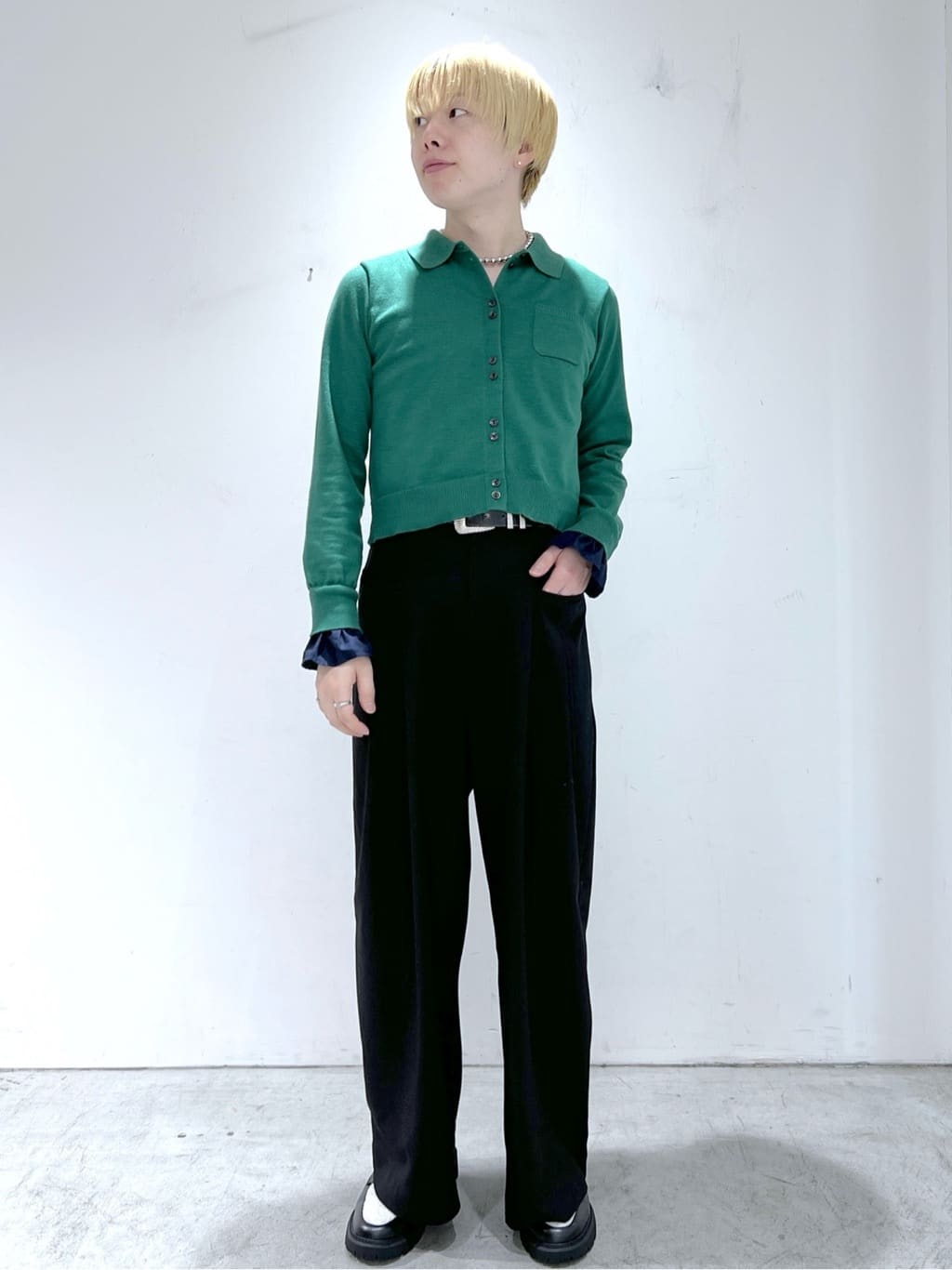 JINさんの「OPAQUE.CLIP｜タックデザインワイドパンツ【洗濯機OK】」を使ったコーディネート