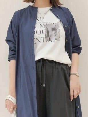 naokoさんの「UNTITLED｜【ロゴT/プリントT】グラフィックTシャツ」を使ったコーディネート