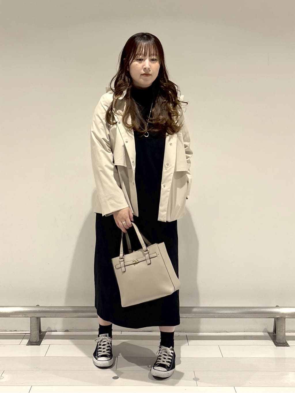 nakamuraさんの「Reflect｜【レイヤードスタイルのインナーに◎】タートル&times;ラグランスリーブプルオーバー」を使ったコーディネート