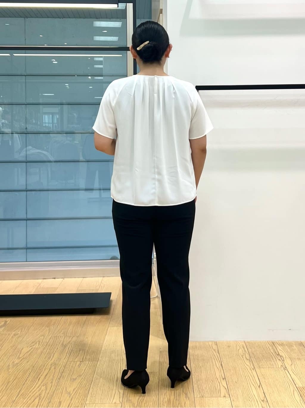 shimaさんの「INDIVI｜【UVケア】タックブラウス」を使ったコーディネート