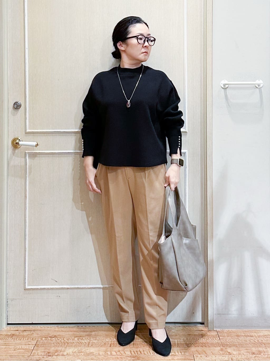 umeさんの「SHOO･LA･RUE｜【洗濯機可/S-LL】美脚見え あったか裏起毛 テーパードパンツ」を使ったコーディネート