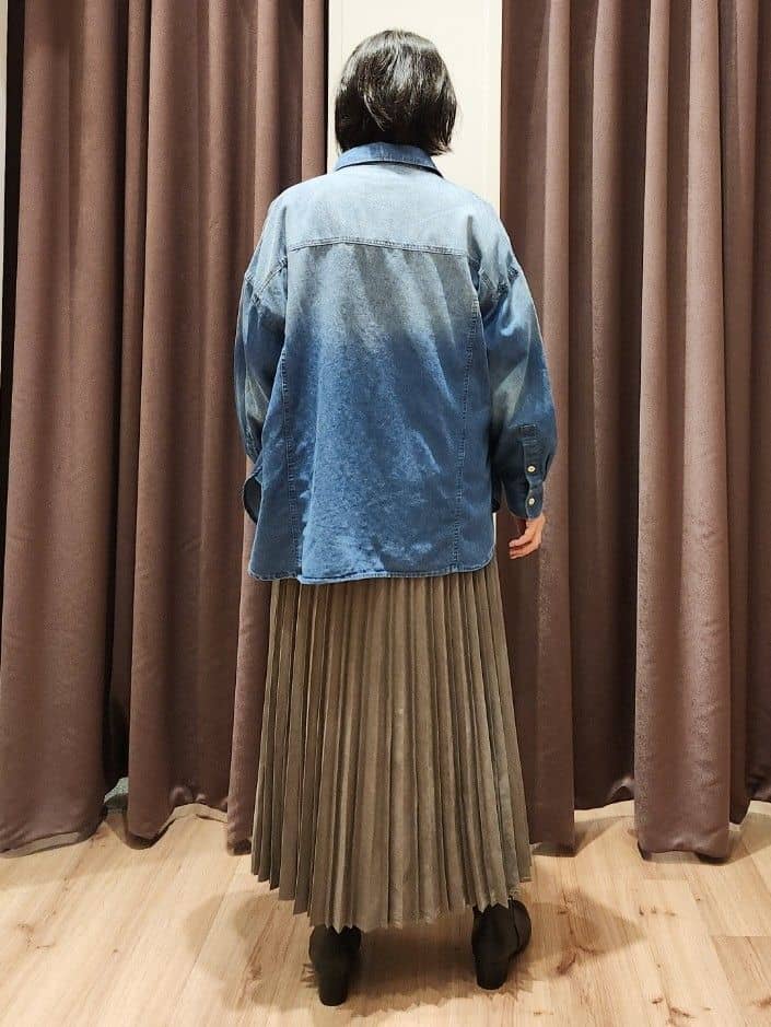 さくさんの「grove｜【洗える/毛玉軽減】天竺ラグランスリーブプルオーバー」を使ったコーディネート