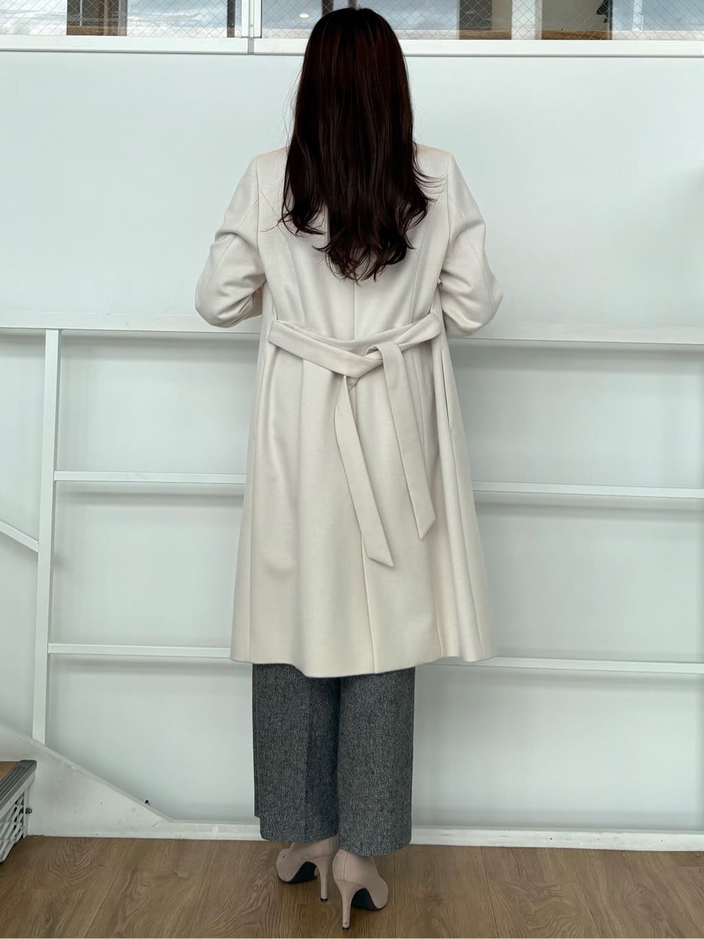 sayaさんの「COUP DE CHANCE｜【手洗い可／ボウタイ取外し可】配色パイピングボウブラウス」を使ったコーディネート