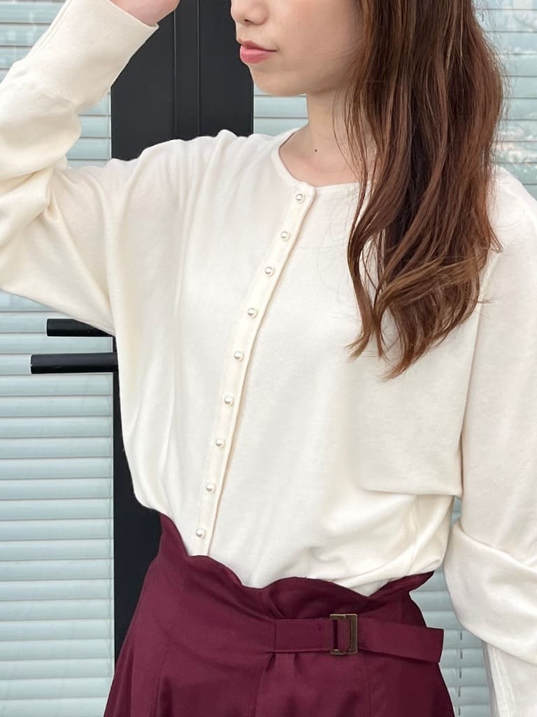 はばさんの「Couture brooch｜パール調モチーフゴールドリング」を使ったコーディネート