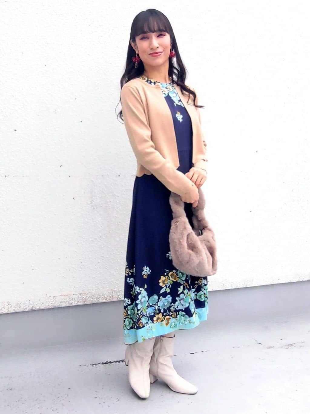 keinaさんの「SunaUna｜【手洗い可】花柄パネルワンピース」を使ったコーディネート