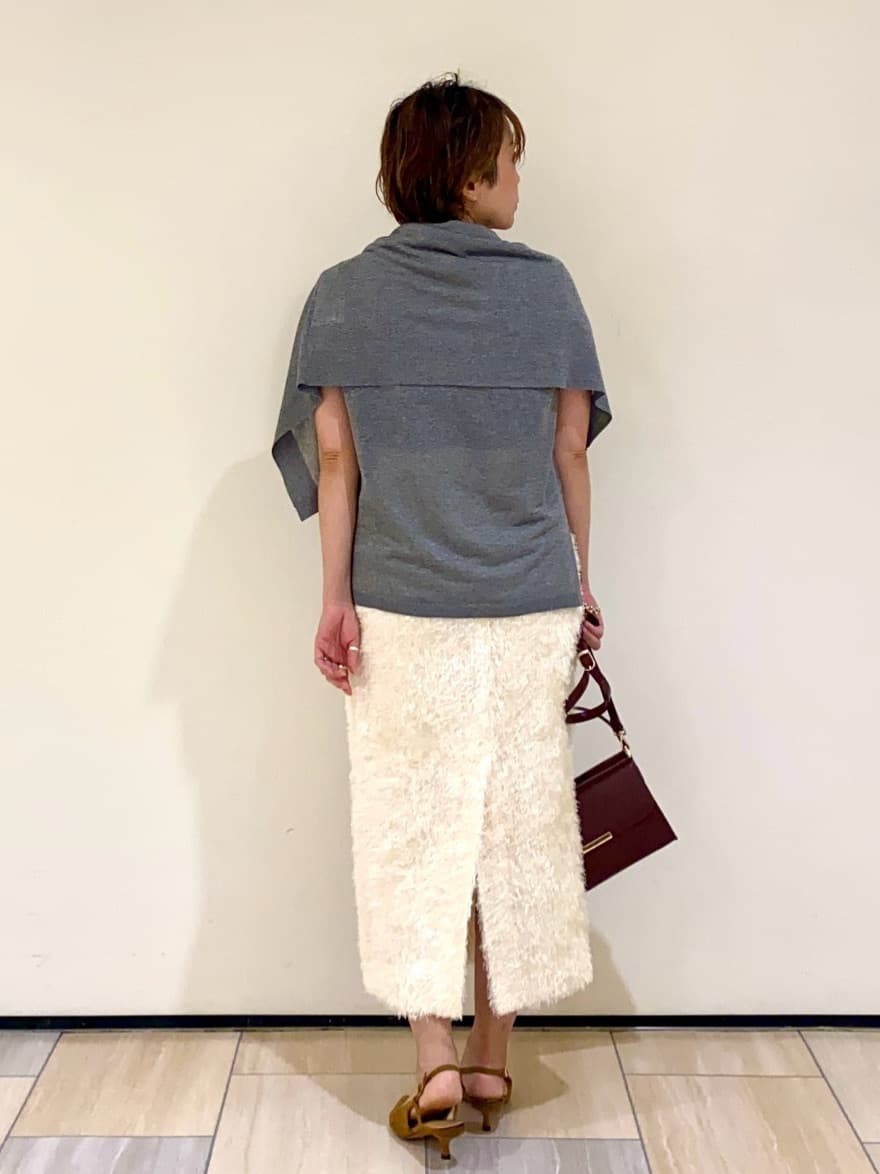 mari_831さんの「UNTITLED｜【アンサンブル可/洗える】シアーノースリーブ プルオーバー」を使ったコーディネート